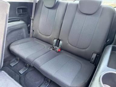 KIA Rondo 2009 - Thumbnail 13