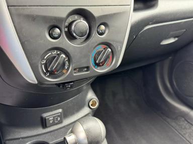 NISSAN Versa Note 2019 - Thumbnail 13