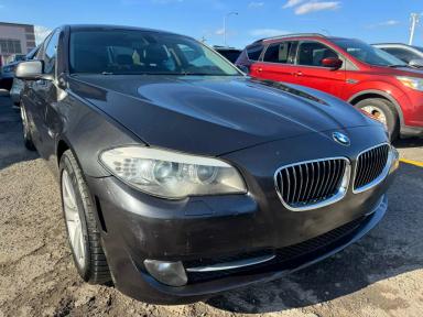 BMW 5-Series 2011 - Thumbnail 1
