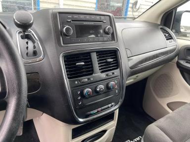 DODGE Grand Caravan 2016 - Thumbnail 9