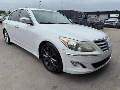HYUNDAI Genesis 2013 - Thumbnail 2