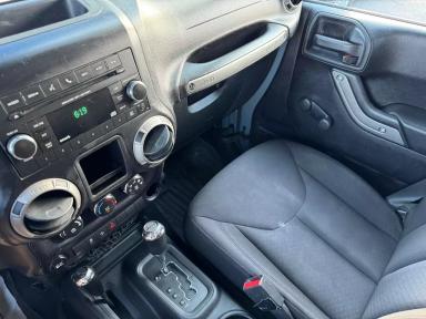 JEEP Wrangler 2014 - Thumbnail 13