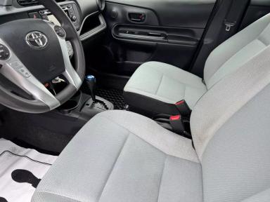 TOYOTA Prius c 2015 - Thumbnail 8