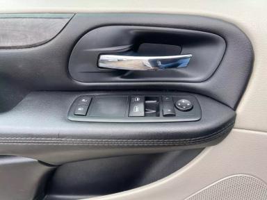 DODGE Grand Caravan 2015 - Thumbnail 11
