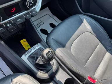 KIA Rio 2016 - Thumbnail 12