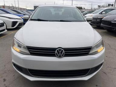 VOLKSWAGEN Jetta 2011 - Thumbnail 2