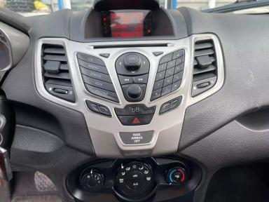 FORD Fiesta 2012 - Thumbnail 8