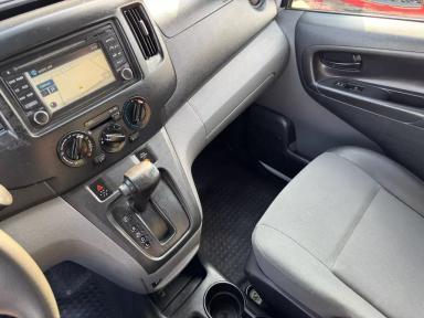 NISSAN NV200 2018 - Thumbnail 13