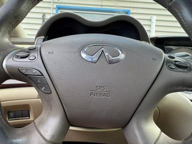 INFINITI M 2012 - Thumbnail 6