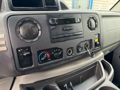 FORD Econoline 2012 - Thumbnail 11