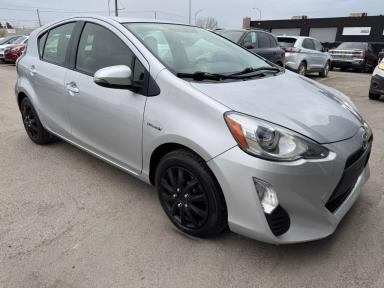 TOYOTA Prius c 2016 - Thumbnail 2