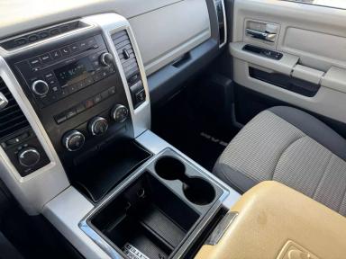 DODGE Ram 2500 2010 - Thumbnail 10
