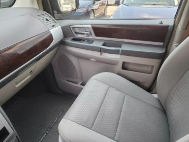 CHRYSLER Town & Country 2009 - Thumbnail 14