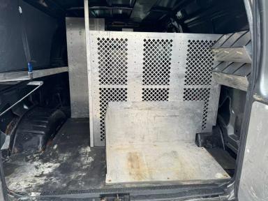 FORD Econoline 2012 - Thumbnail 15