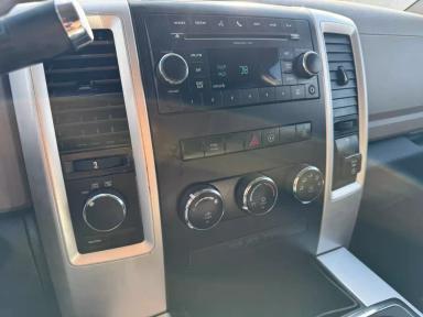 DODGE Ram 2500 2010 - Thumbnail 11