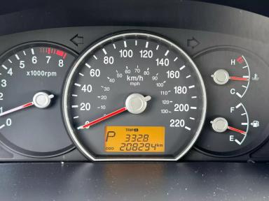 KIA Rondo 2009 - Thumbnail 8
