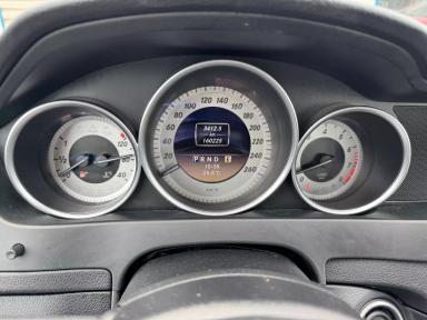 MERCEDES-BENZ C-Class 2012 - Thumbnail 8