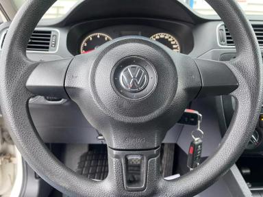 VOLKSWAGEN Jetta 2011 - Thumbnail 6