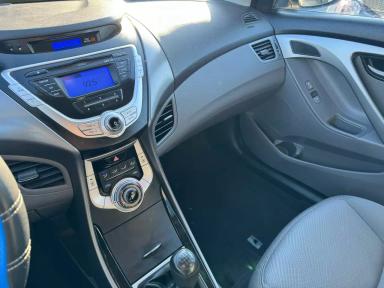 HYUNDAI Elantra 2012 - Thumbnail 8
