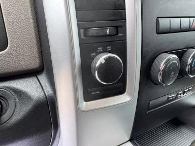 DODGE Ram 1500 2010 - Thumbnail 10