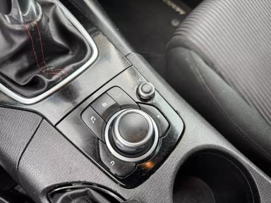 MAZDA MAZDA3 2015 - Thumbnail 11