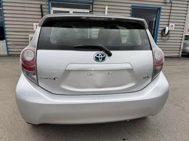 TOYOTA Prius c 2014 - Thumbnail 5