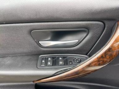 BMW 3-Series 2013 - Thumbnail 11