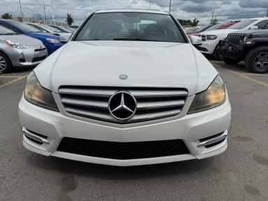 MERCEDES-BENZ C-Class 2012 - Thumbnail 3
