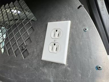 FORD Econoline 2012 - Thumbnail 22