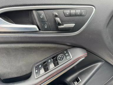 MERCEDES-BENZ GLA-Class 2015 - Thumbnail 19