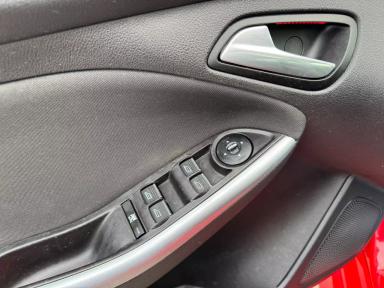 FORD Focus 2013 - Thumbnail 17