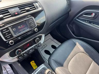 KIA Rio 2016 - Thumbnail 10
