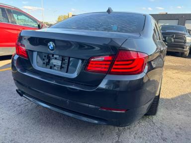 BMW 5-Series 2011 - Thumbnail 5