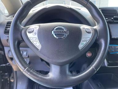 NISSAN LEAF 2015 - Thumbnail 6