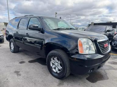 GMC Yukon XL 2011 - Thumbnail 2