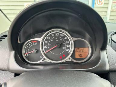 MAZDA MAZDA2 2011 - Thumbnail 8