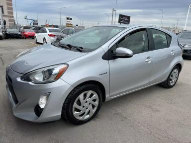 TOYOTA Prius c 2015 - Thumbnail 4