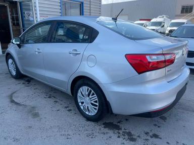 KIA Rio 2017 - Thumbnail 4