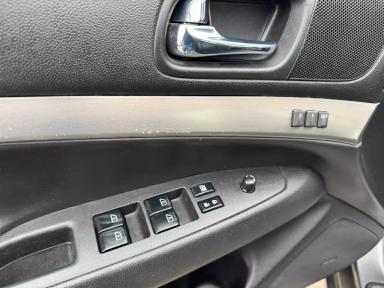 INFINITI G Sedan 2010 - Thumbnail 16