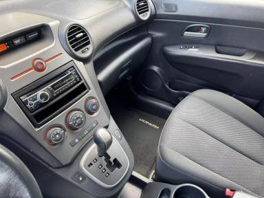 KIA Rondo 2009 - Thumbnail 10