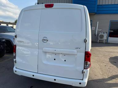 NISSAN NV200 2018 - Thumbnail 5