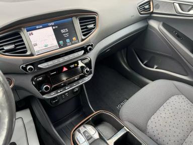 HYUNDAI Ioniq Electric 2019 - Thumbnail 15