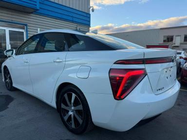 TOYOTA Mirai 2018 - Thumbnail 5