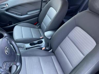 KIA Forte 2016 - Thumbnail 9