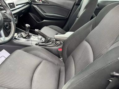 MAZDA MAZDA3 2015 - Thumbnail 8
