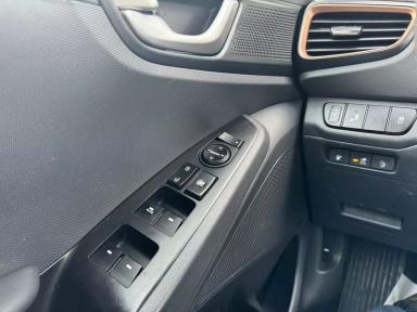 HYUNDAI Ioniq Electric 2019 - Thumbnail 17
