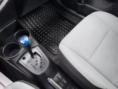 TOYOTA Prius c 2016 - Thumbnail 12