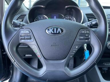 KIA Forte 2016 - Thumbnail 7