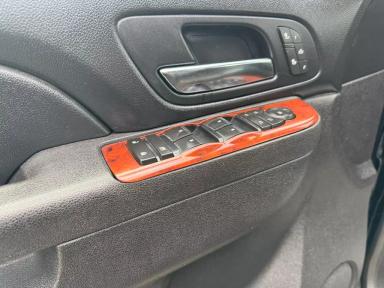 GMC Yukon XL 2011 - Thumbnail 16