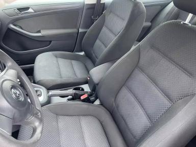 VOLKSWAGEN Jetta 2011 - Thumbnail 8